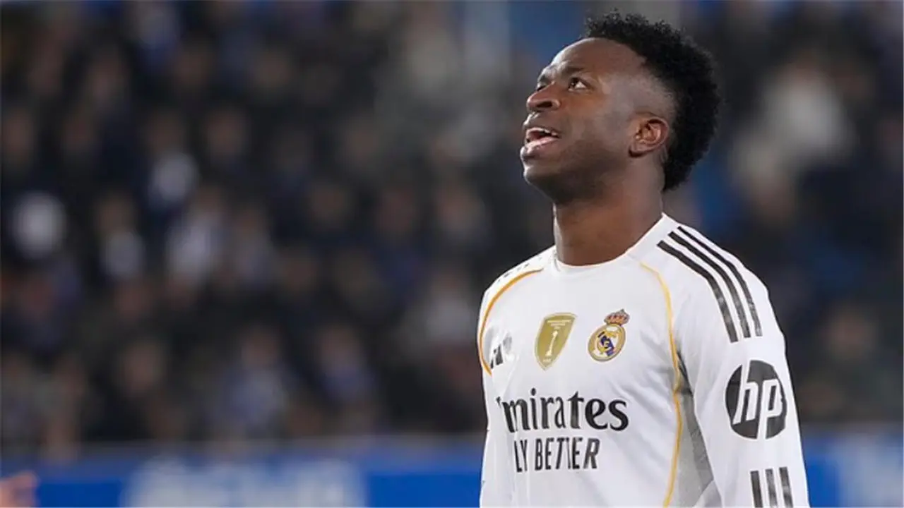 خطة احتياطية.. ريال مدريد يتعامل مع فشل تجديد فينيسيوس جونيور